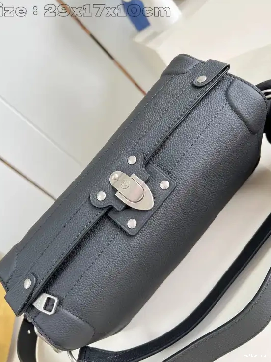 Frstbag ru East West-29*17.5*10CM Soul Trunk LOUIS VUITTON 0505